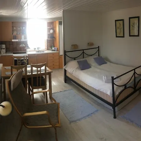 Hyggelig Lille Lejlighed *
